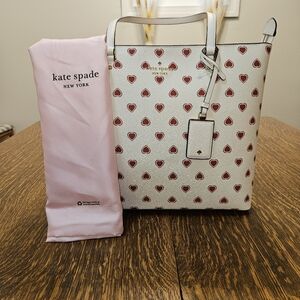 NWT Kate Spade Perfect Heartfelt Geo Large Tote, Style KG911